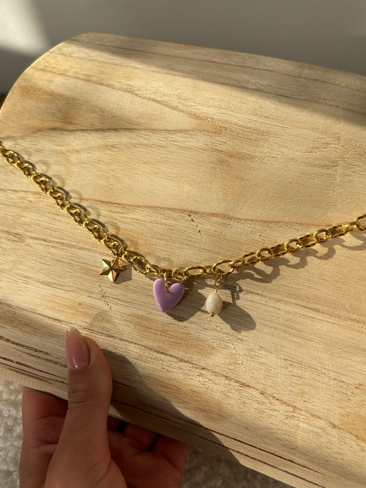 COLLIER NINA